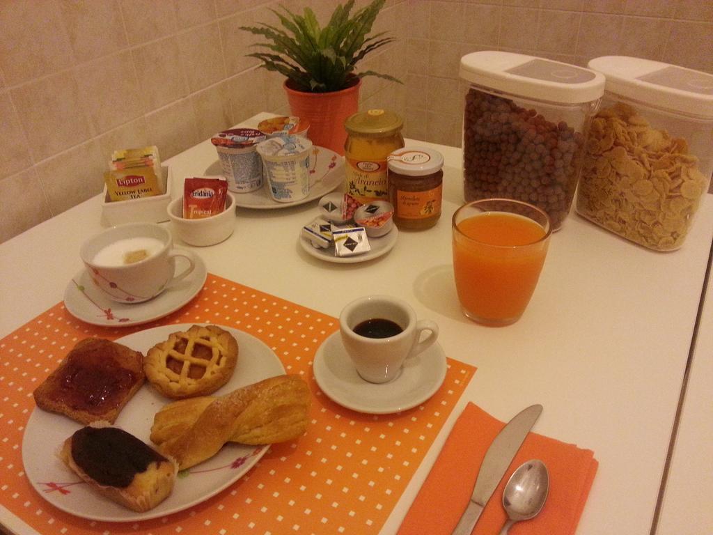 B&B Sunflower Catania Room photo